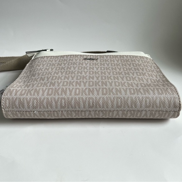 DKNY- NWT Neutral Crossbody Bag with All Over Peint and Thick Strap - Picture 2 of 9